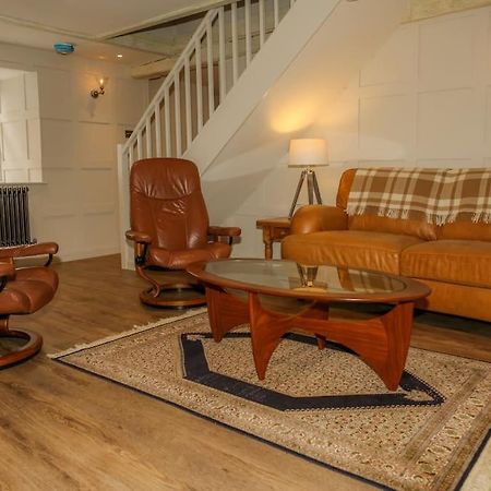 Cosy Modern Cottage - Вэрхэм Экстерьер фото